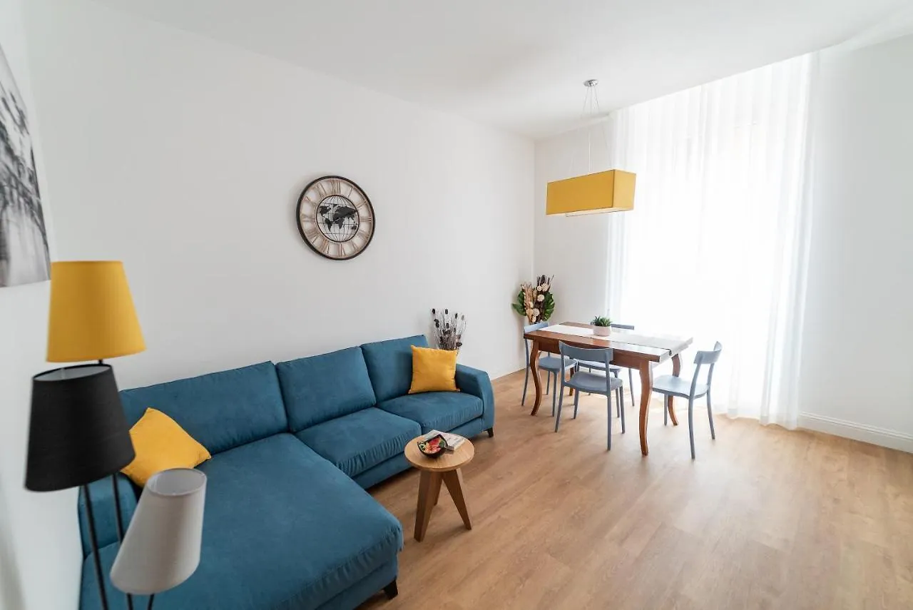 Nuances The Colosseum Apartment Rome